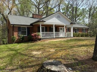 618 BURKE Trail, Thomasville, NC 27360