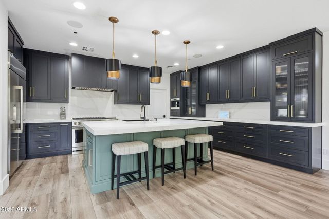 9832 E EDGESTONE Drive, Scottsdale, AZ 85255