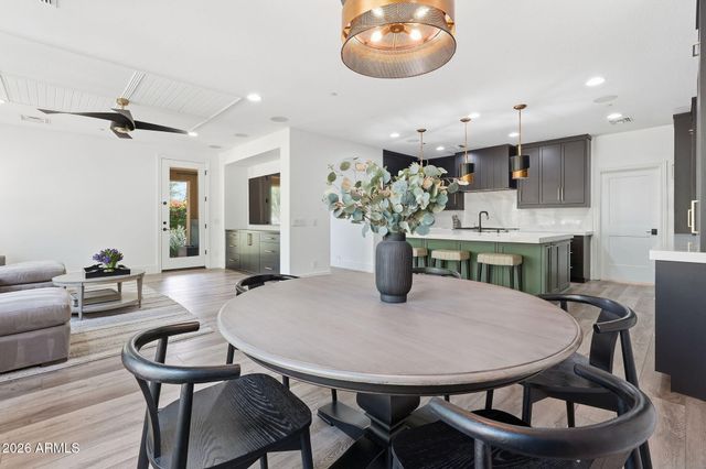 9832 E EDGESTONE Drive, Scottsdale, AZ 85255