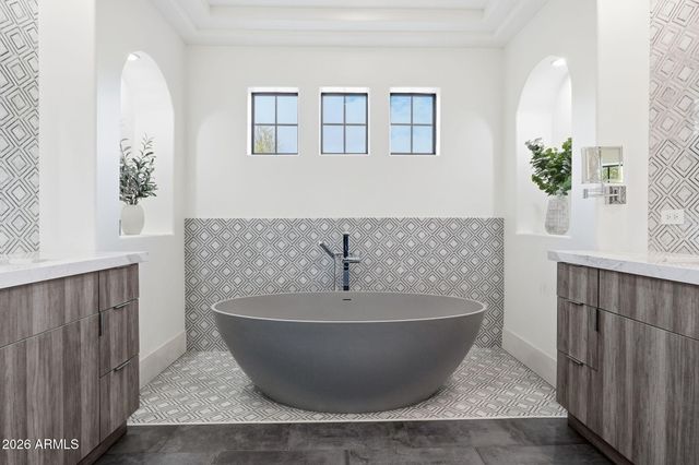 9832 E EDGESTONE Drive, Scottsdale, AZ 85255