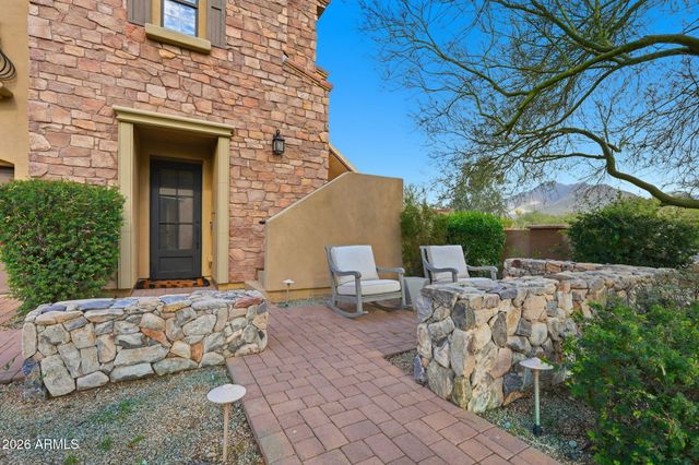 9832 E EDGESTONE Drive, Scottsdale, AZ 85255