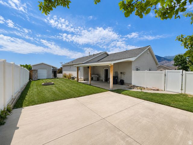 198 N DAKOTA DR, Springville, UT 84663