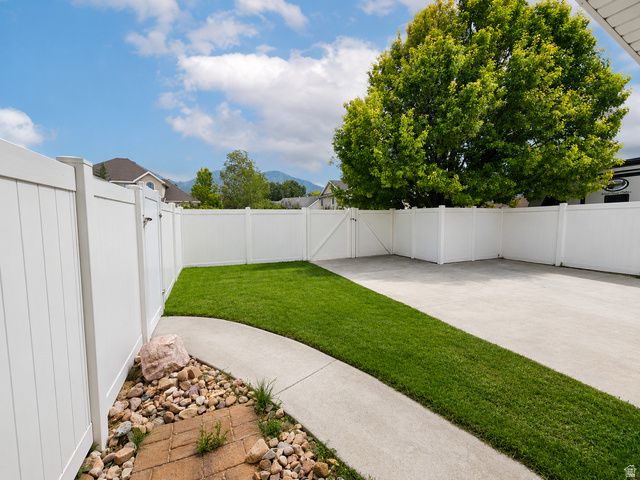 198 N DAKOTA DR, Springville, UT 84663