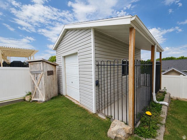 198 N DAKOTA DR, Springville, UT 84663