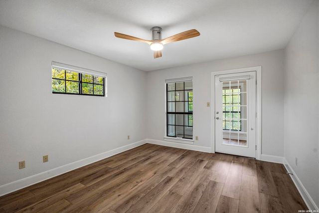 404 OGrady St, Boerne, TX 78006