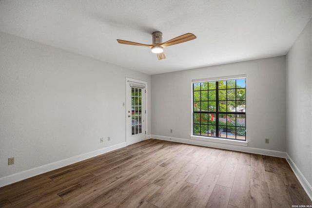 404 OGrady St, Boerne, TX 78006