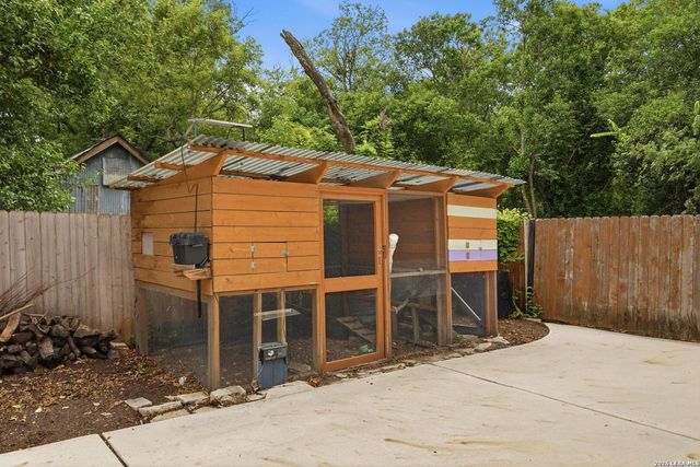 404 OGrady St, Boerne, TX 78006