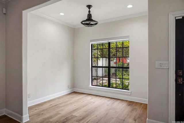 404 OGrady St, Boerne, TX 78006