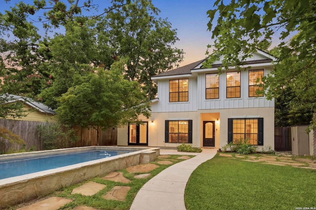 404 OGrady St, Boerne, TX 78006