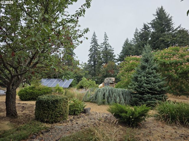 3780 VICTOR POINT Rd Ne, Silverton, OR 97381