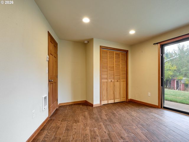 3780 VICTOR POINT Rd Ne, Silverton, OR 97381