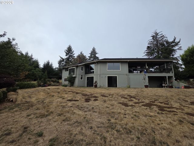 3780 VICTOR POINT Rd Ne, Silverton, OR 97381