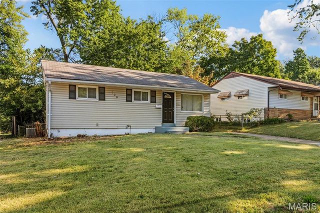 139 Grampian Road, St Louis, MO 63137