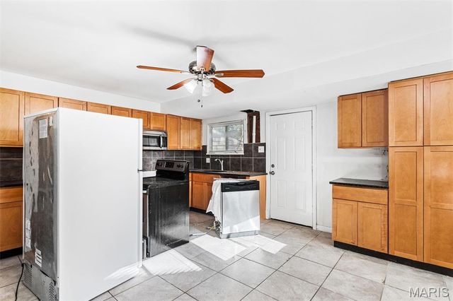 139 Grampian Road, St Louis, MO 63137
