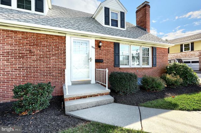 333 CLEARVIEW RD, Hanover, PA 17331