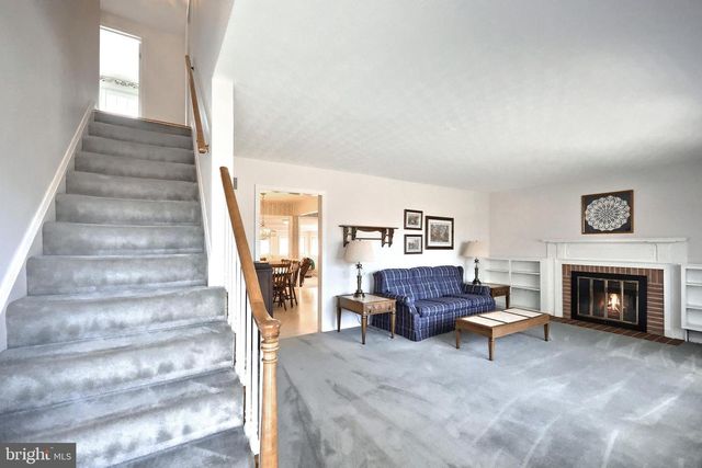 333 CLEARVIEW RD, Hanover, PA 17331