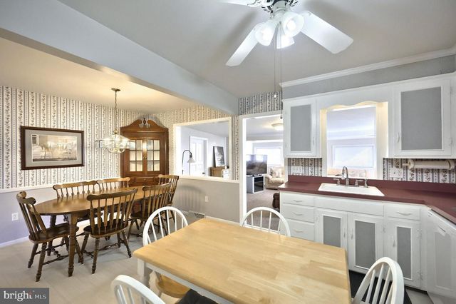 333 CLEARVIEW RD, Hanover, PA 17331