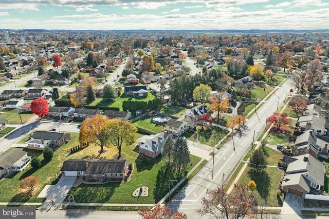 333 CLEARVIEW RD, Hanover, PA 17331