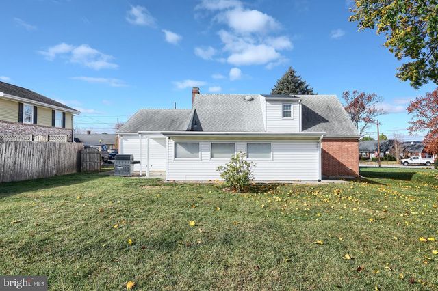 333 CLEARVIEW RD, Hanover, PA 17331