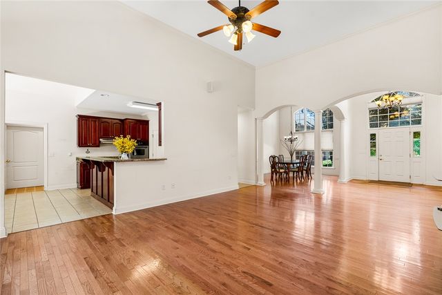 135 Sunset Bay Boulevard, Seneca, SC 29672