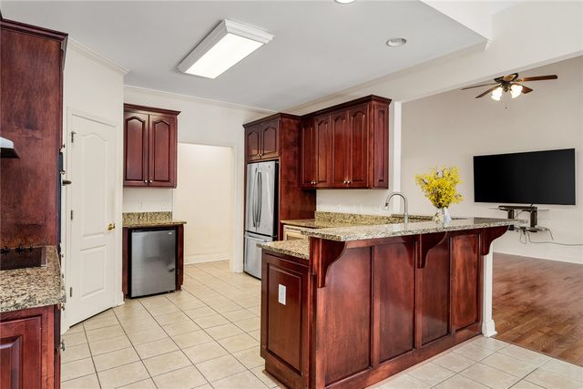 135 Sunset Bay Boulevard, Seneca, SC 29672