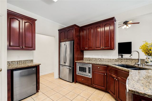 135 Sunset Bay Boulevard, Seneca, SC 29672