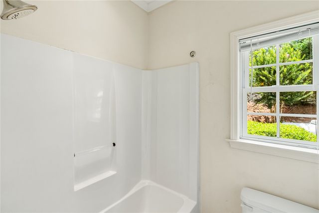 135 Sunset Bay Boulevard, Seneca, SC 29672