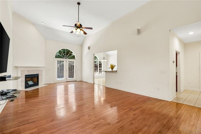 135 Sunset Bay Boulevard, Seneca, SC 29672