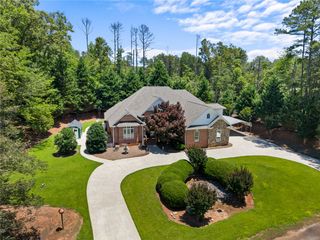 135 Sunset Bay Boulevard, Seneca, SC 29672