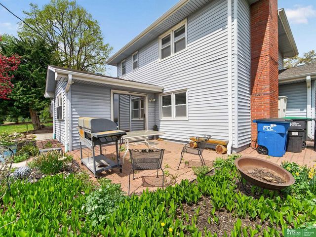 12331 Grey Fawn Drive, Omaha, NE 68154