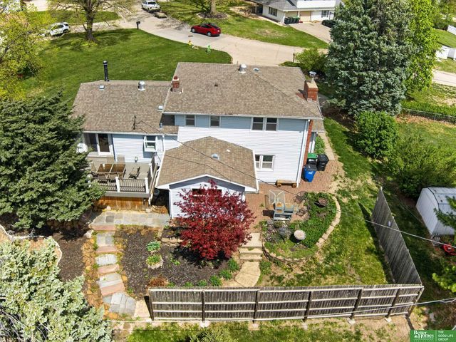 12331 Grey Fawn Drive, Omaha, NE 68154