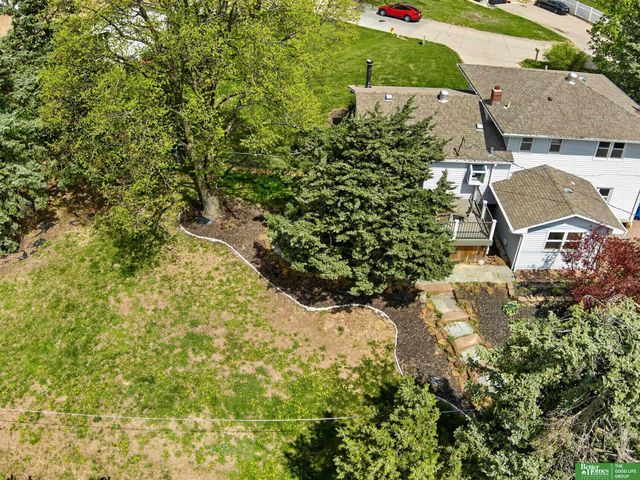 12331 Grey Fawn Drive, Omaha, NE 68154