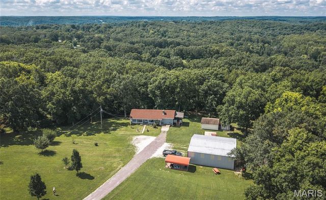 396 Walls Ford Road, St Clair, MO 63077