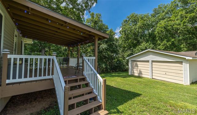 396 Walls Ford Road, St Clair, MO 63077