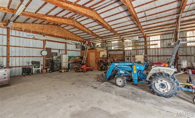 396 Walls Ford Road, St Clair, MO 63077