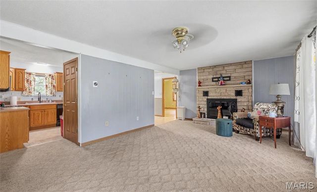 396 Walls Ford Road, St Clair, MO 63077