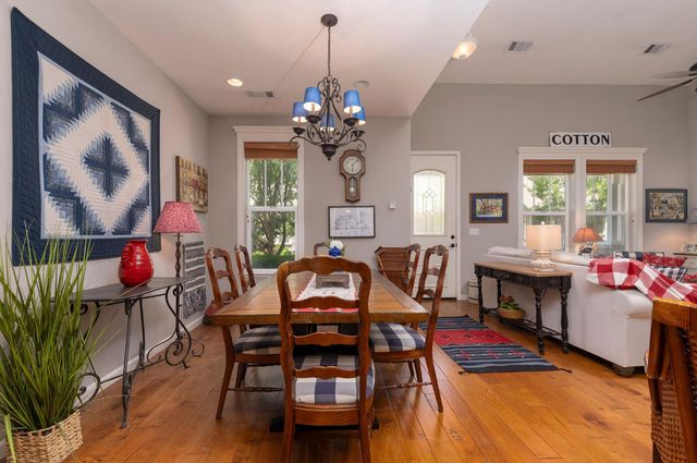142 Fieldstone Dr, Murphys, CA 95247