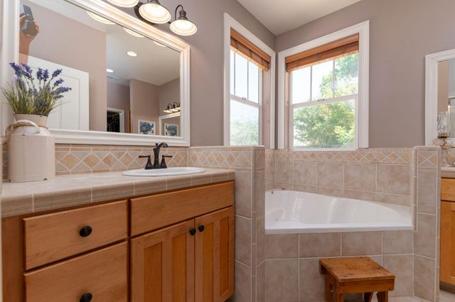 142 Fieldstone Dr, Murphys, CA 95247