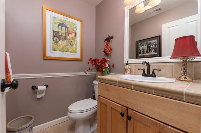 142 Fieldstone Dr, Murphys, CA 95247