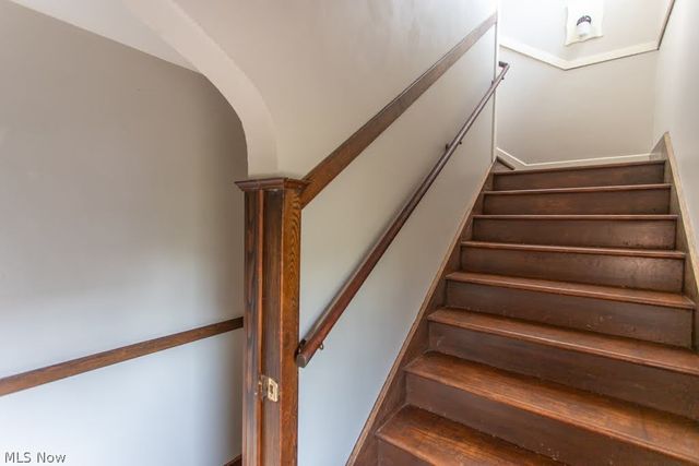135 Porter Street NE, Warren, OH 44483