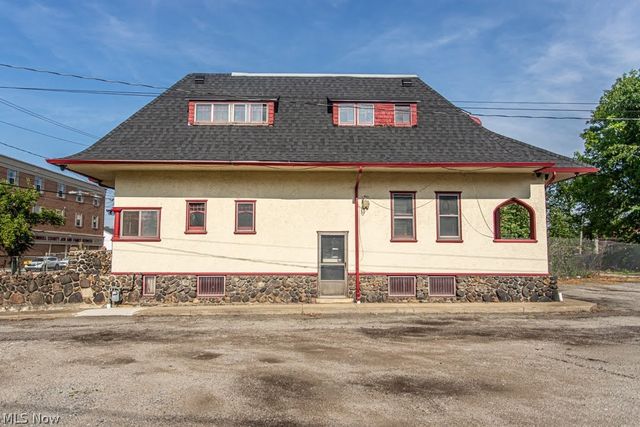 135 Porter Street NE, Warren, OH 44483