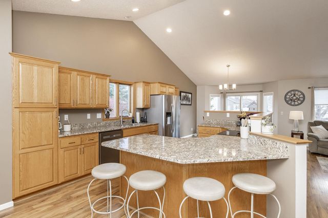 3322 42nd Avenue S, Fargo, ND 58104