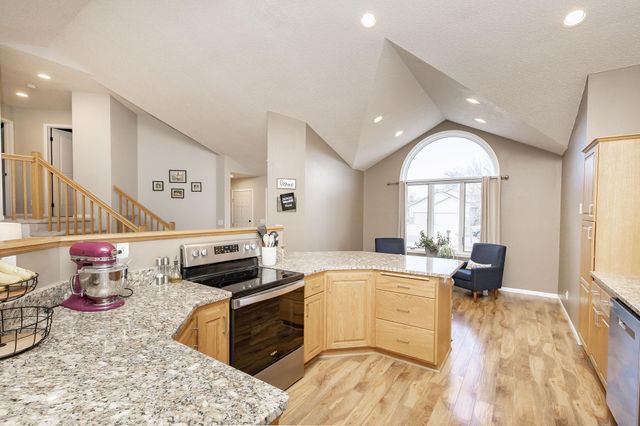 3322 42nd Avenue S, Fargo, ND 58104