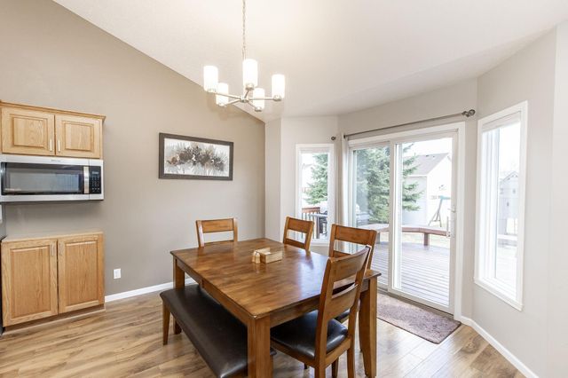 3322 42nd Avenue S, Fargo, ND 58104