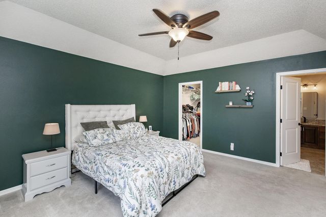 3322 42nd Avenue S, Fargo, ND 58104