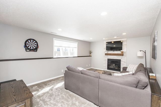 3322 42nd Avenue S, Fargo, ND 58104