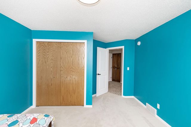 3322 42nd Avenue S, Fargo, ND 58104