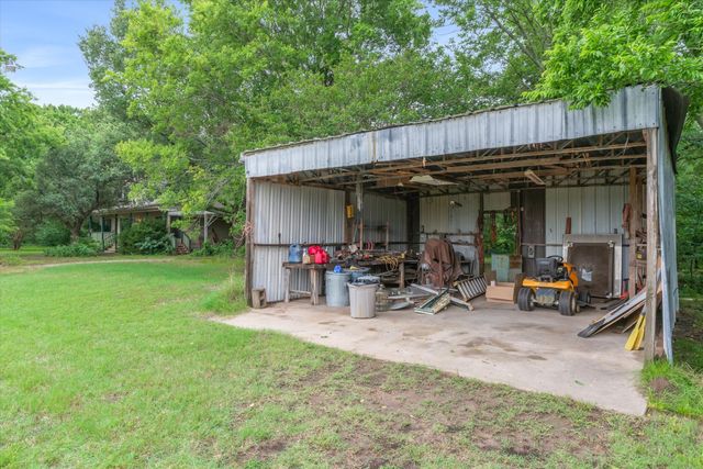 540 Vz County Road 3724, Wills Point, TX 75169