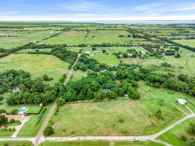 540 Vz County Road 3724, Wills Point, TX 75169