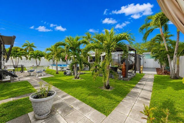 117 SW 6th Street, Hallandale Beach, FL 33009